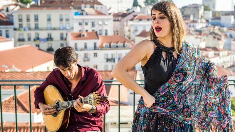 Fado singer in Porto