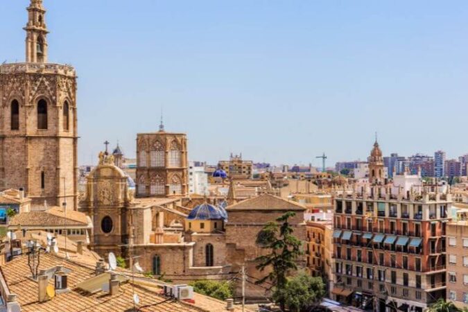 Panoramic view of the Micalet Tower in Valencia, a must-visit city during your tour to Spain